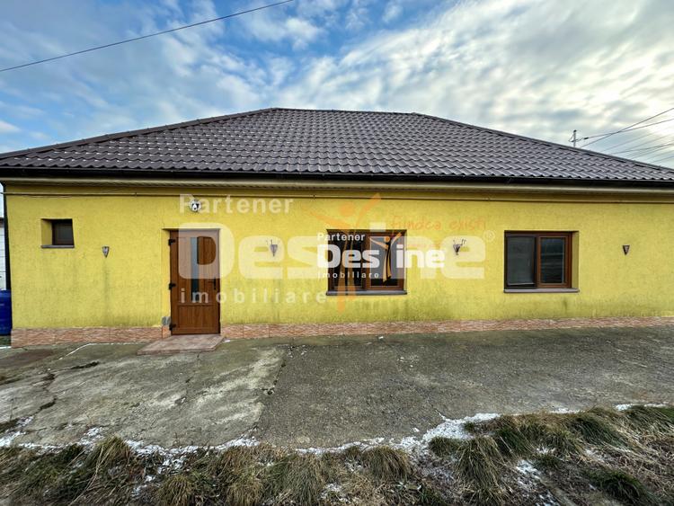 Comision Zero% Casă la gri cu teren 450 mp, încălzire în pardoseală – Pașcani