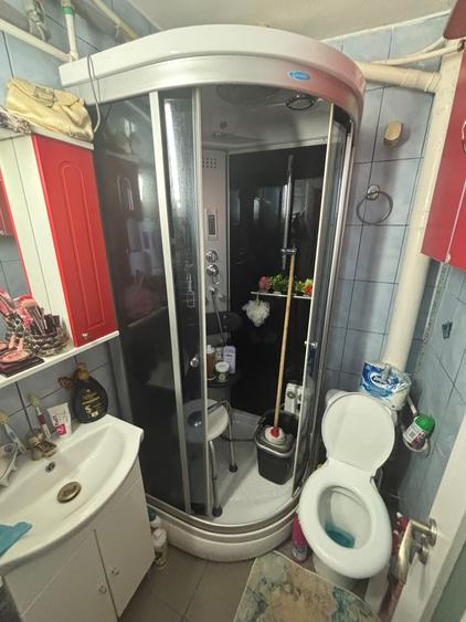 Apartament 3 camere, zona Podu Ros