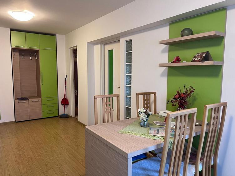Apartament 2 camere, zona Liceul Auto