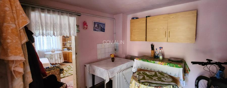 Casa demolabila, cartier Florilor, teren 464 mp, asfalt, utilitati. - 3