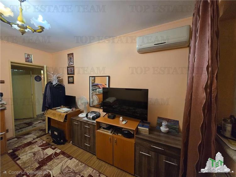 Apartament 3 camere metrou Favorit