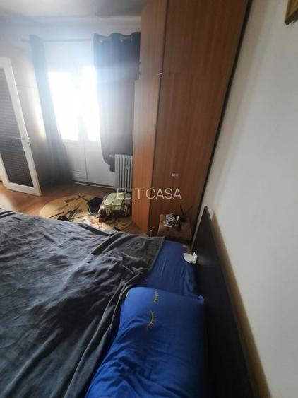 Apartament cu 2 camere, etajul 3/4, zona Podu Ros - 7