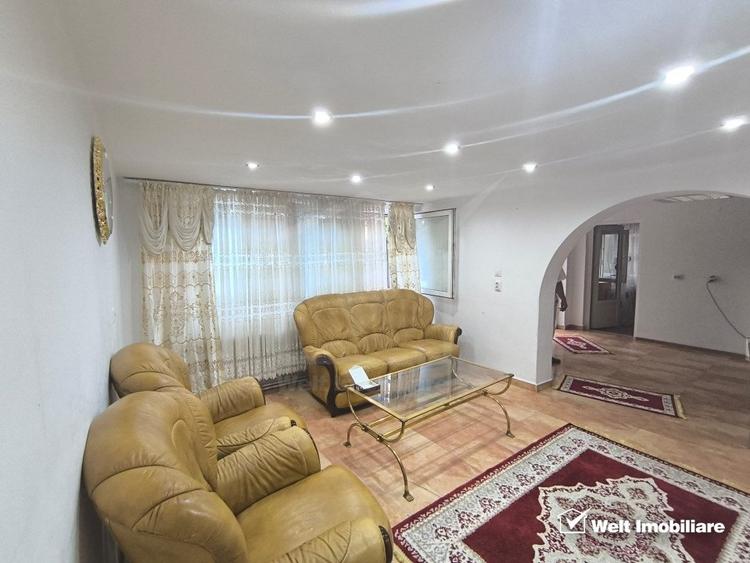 Casa 9 cam., 5 intrari separate, 260 mp utili, Dambul Rotund, P-ta K. Liebknecht