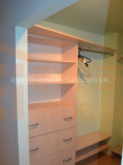 Apartament situat in zona DACIA - 11