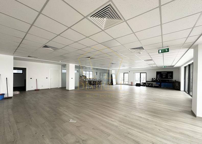 Spațiu de birouri/showroom cu terasa 40mp | Giroc
