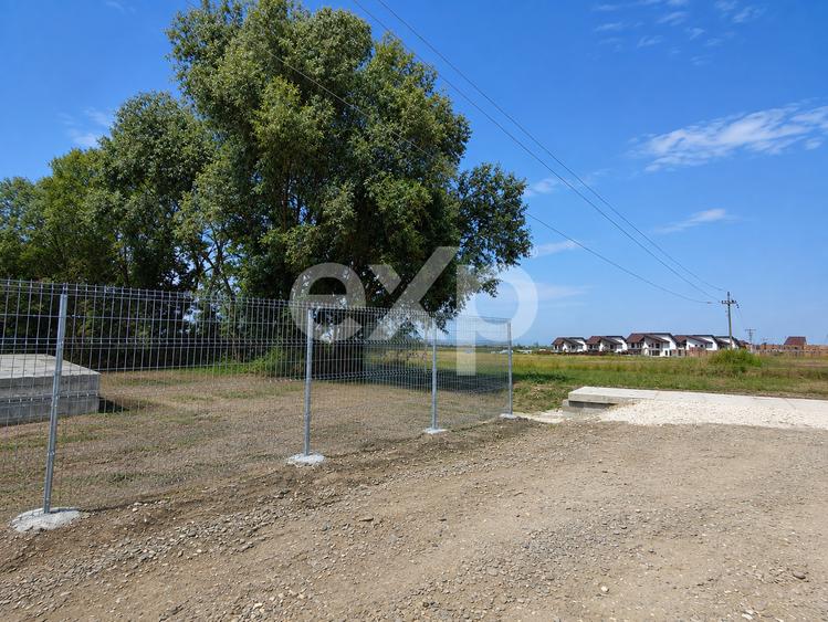 TEREN 800 MP intravilan cu fundatie – SĂCELE, STR. AVRAM IANCU