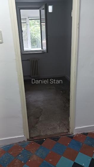 Proprietar vând apartament  - 10