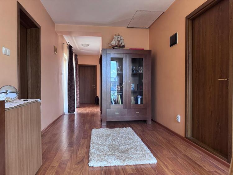 Casa S+P+1, 280 mp utili, 585 mp teren, zona Lăpuș - 4