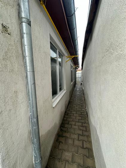 Casa Parter+Mansarda, zona Islaz.