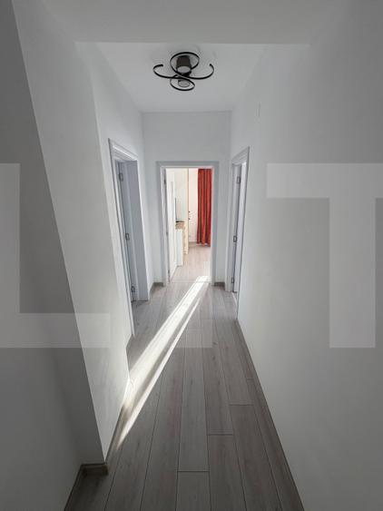 Apartament 3 camere 74mp - Semidecomandat - Zona Bazar