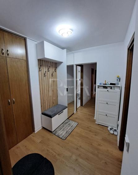 3 camere, 6/8, bloc 1984, CENTRALA-Crangasi