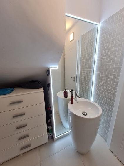 Duplex minimalist cu piscina