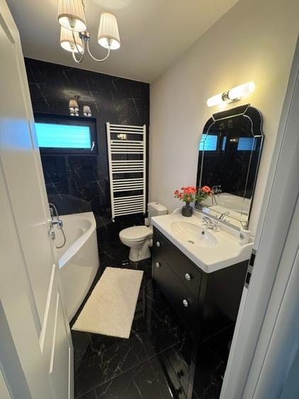 Casă modernă de vanzare