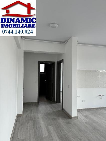 2 cam, parter, 51 mp utili, 45 mp grădină. Preț 68181 € + 21% TVA
