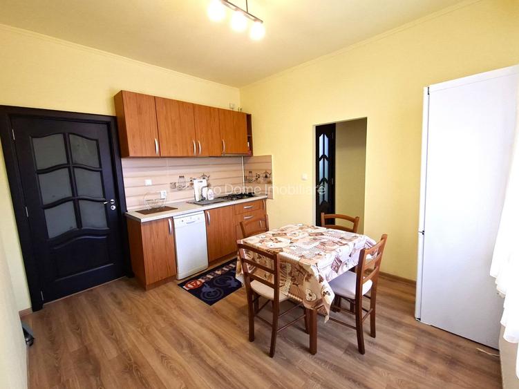 Apartament cu 2 camere, priveliște superbă spre Tâmpa, zonă centrală - 9
