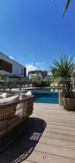 Proprietate exclusivista pe lacul Snagov 490000 euro / Chirie 2500 eu/luna - 11