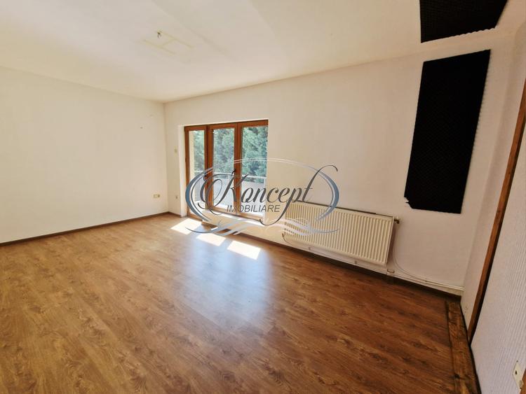 Apartament spatios si cu loc de parcare in Andrei Muresanu