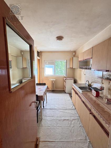 Apartament 2 camere - ETAJ 1 - zona P-TA RESITA