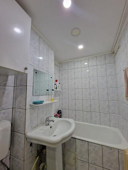 Chișinău- Delfinului - Apartament 2 camere - reabilitat termic - decomandat