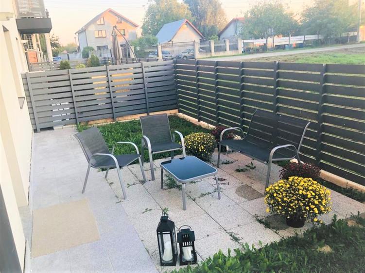 2 camere cu gradina mare in Comuna 1 Decembrie, Ilfov