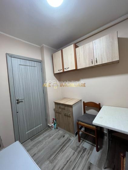 2 Camere de inchiriat | Titan | Metrou | Mobilat - 10