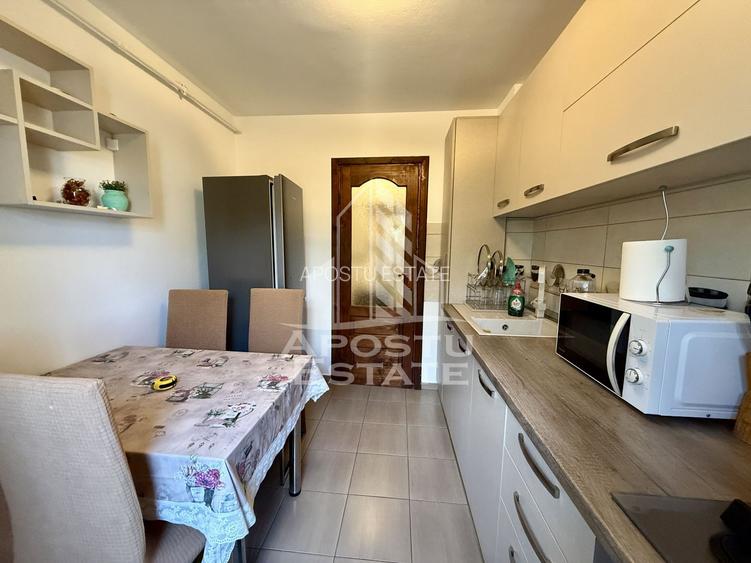 Apartament 2 camere de vanzare, centrala proprie, zona Girocului - 3