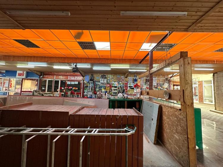 Piata Gemeni 420 mp open space supermarket
