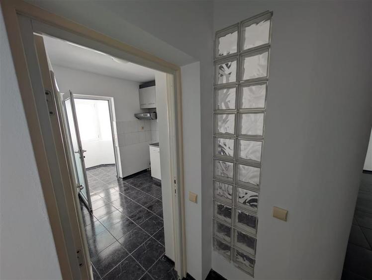 VIDEO! RENOVAT RECENT! AP 3 camere, Calarasi 4, Confort 1, PARTIAL MOBILAT