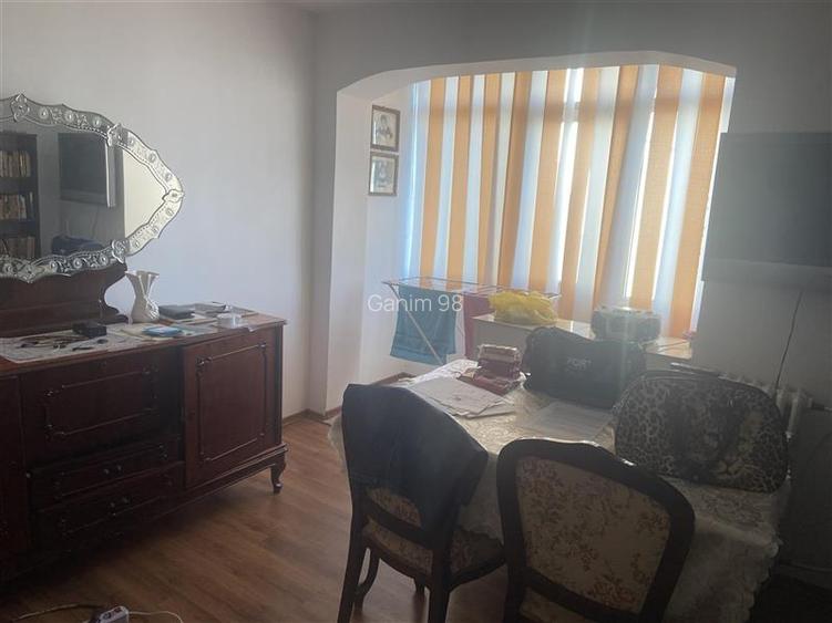 Apartament 2 camere in Focsani, cartier Sud , decomandat ,imbunatatit , mobilat - 2