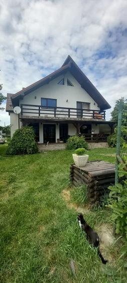 Casa vedere spre pădure, Traian, Bacau