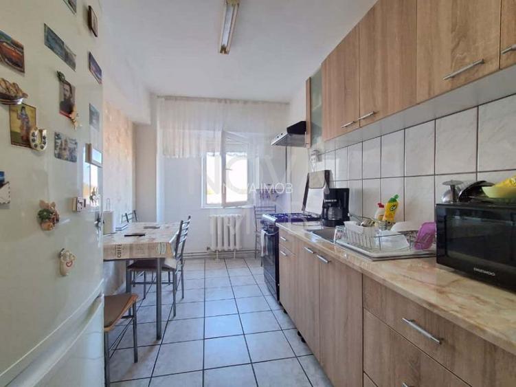 Apartament 3 camere de vanzare, Zona Garii - 4