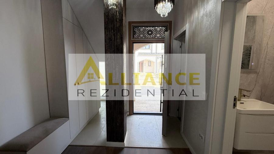Duplex - 5 camere - 3 bai - 304 mp teren la intrare in comuna Berceni