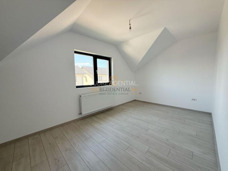 Vila Individuala / Intrare in comuna Berceni / 4 Camere / 3 Bai - 14