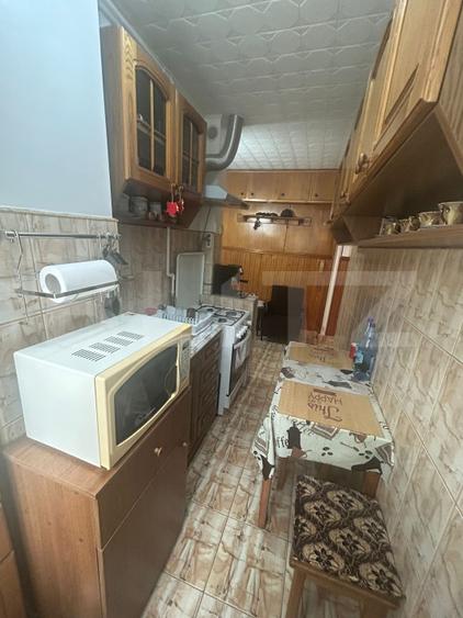 Apartament 3 camere, 47mp, zona Dambu Pietros