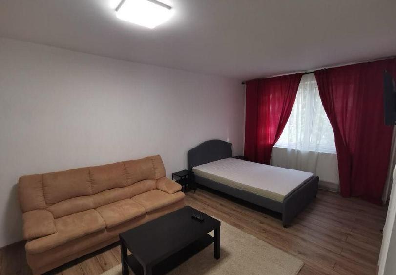 GARSONIERA - APARATORII PATRIEI, BUCATARIE INCHISA, METROU 6 MIN