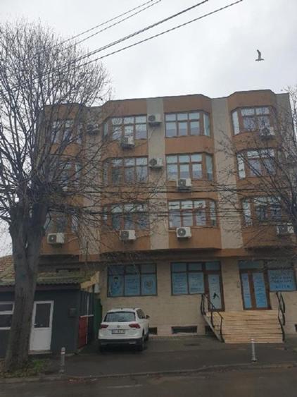 CLĂDIRE BIROURI D-P-3Et zona TROCADERO POPORULUI