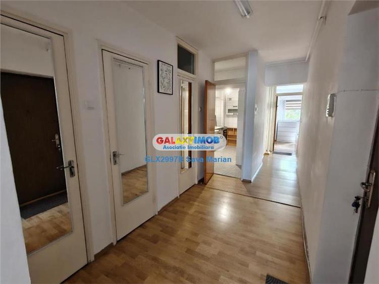APARTAMENT 3 CAMERE DE INCHIRIAT CU PARCARE UNIVERSITATE
