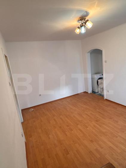 Apartament de vânzare cu 2 camere, cartier Semicentral - Zalău