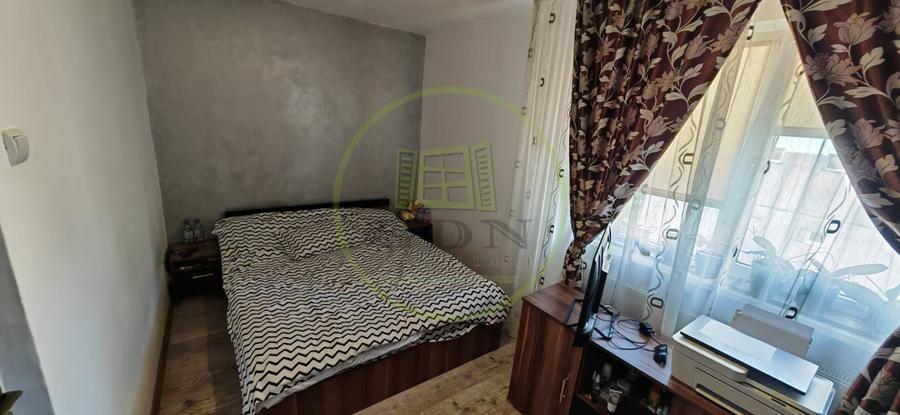 Apartament 2 camere, 41 mp, Craiovita Noua, zona Scoala 30