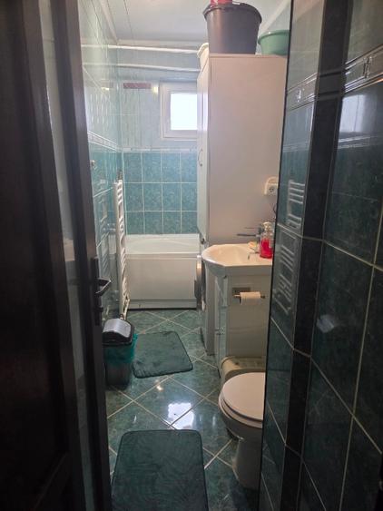 Vand apartament 72500 negociabil