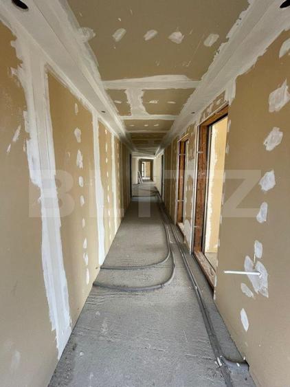 Apartament cu destinatii multiple, semifinisat, 227 mp, zona Scheia