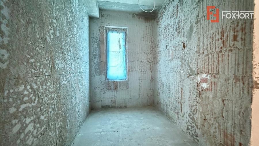 Apartament de vanzare, 3 camere + 300 mp curte - Mosnita - Drumul Boilor