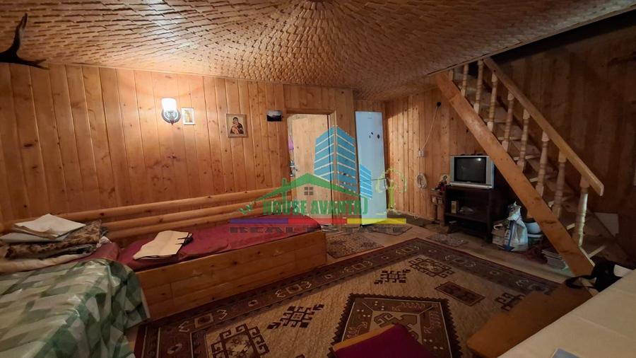 Casă de vacanță, 4 camere, garaj, teren 251 mp– Lepșa, Județul Vrancea