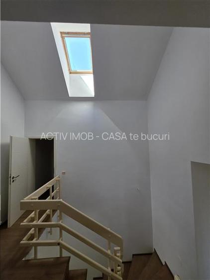 Vila cu piscina - Pipera - 5 camere - 3 bai - 218mp - 900mp teren