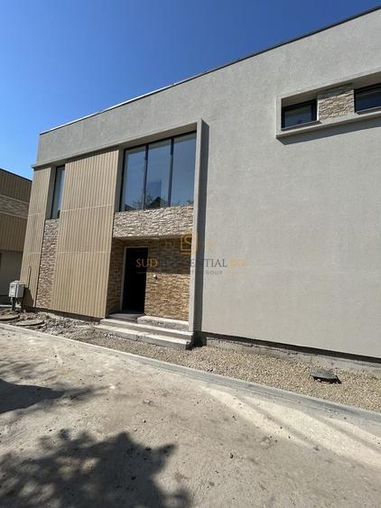 Vila individuala cu 4 camere, ansamblu cu piscina, Bragadiru