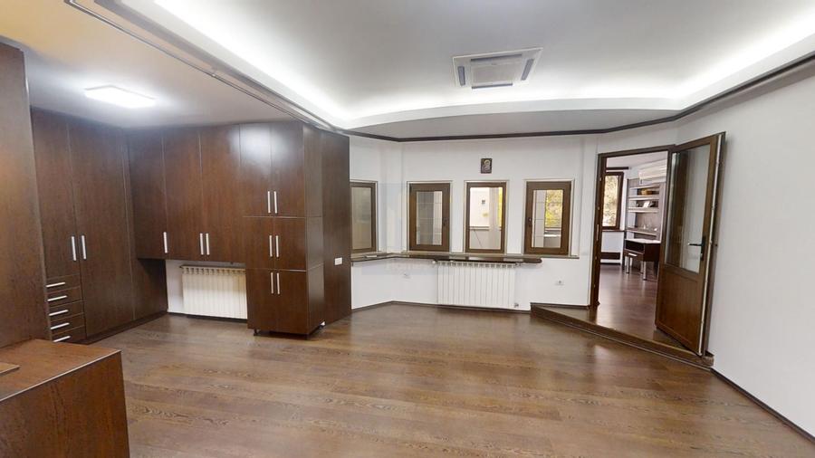 Apartament 5 camere de inchiriat in vila zona *Banu Manta* Tur virtual