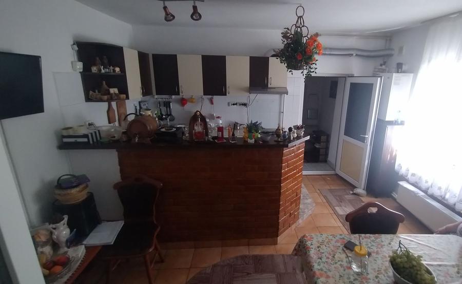 Casa Km 4-5 doua familii