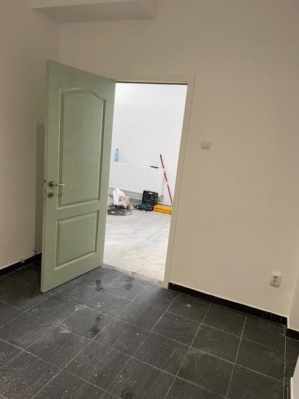 Spatiu Comercial RENOVAT - Calea Mosilor