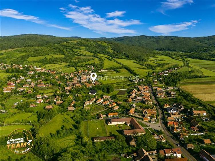 FILM! Casa si anexe, pe domeniu de 6.221mp,  livada pomi fructiferi, Lemnia, Cov - 3