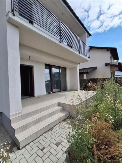 CASA P+ 1E si TEREN 400 MP DE VANZARE IN ANDRASESTI